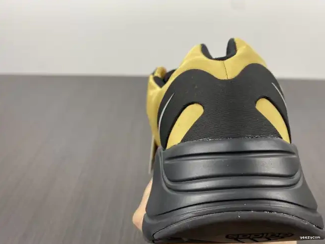 700 Flux' 'Honey Boost Yeezy GZ0717 MNVN 0504